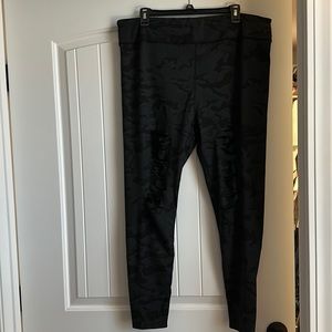 Camo Cut Out Leggings